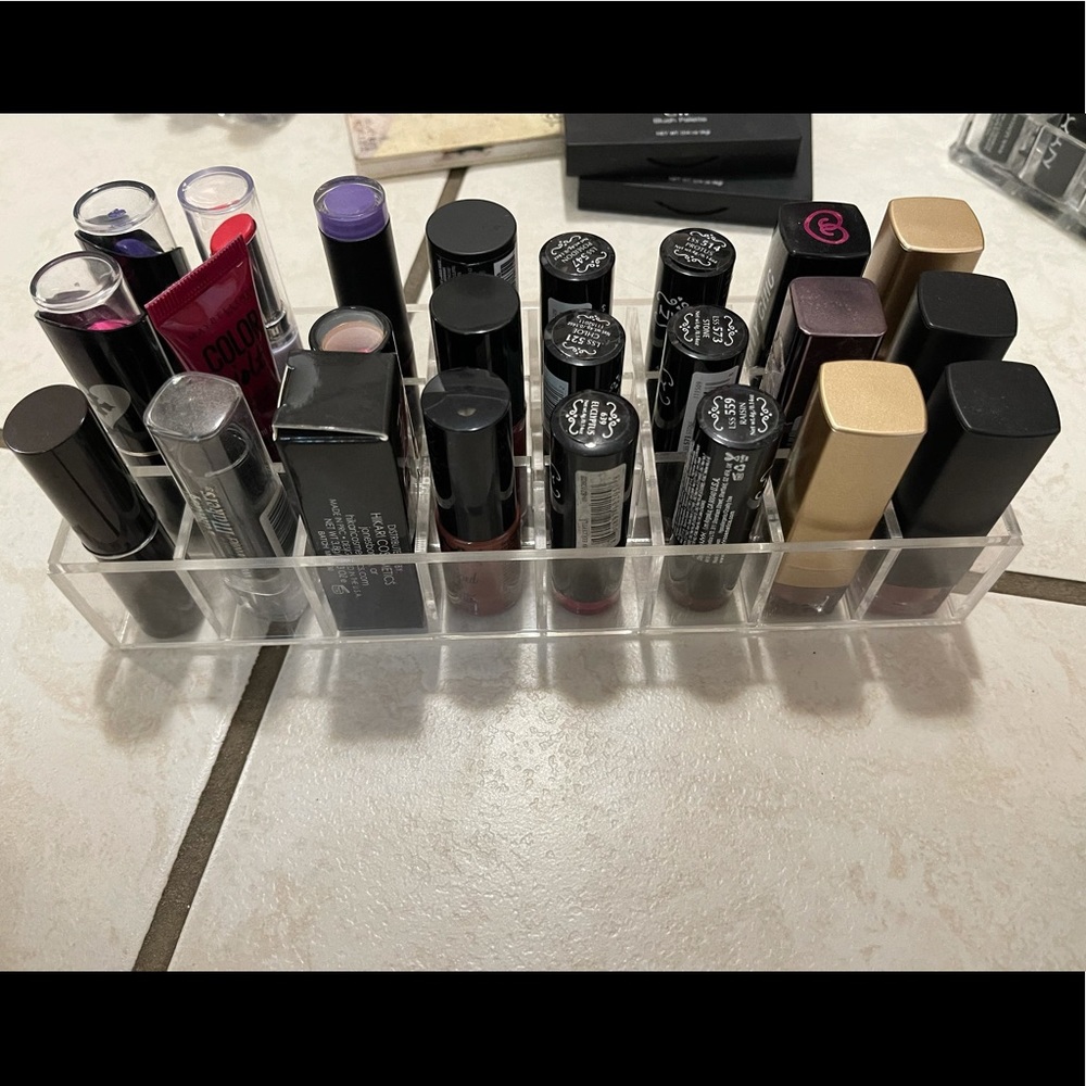 Mystery Box lips